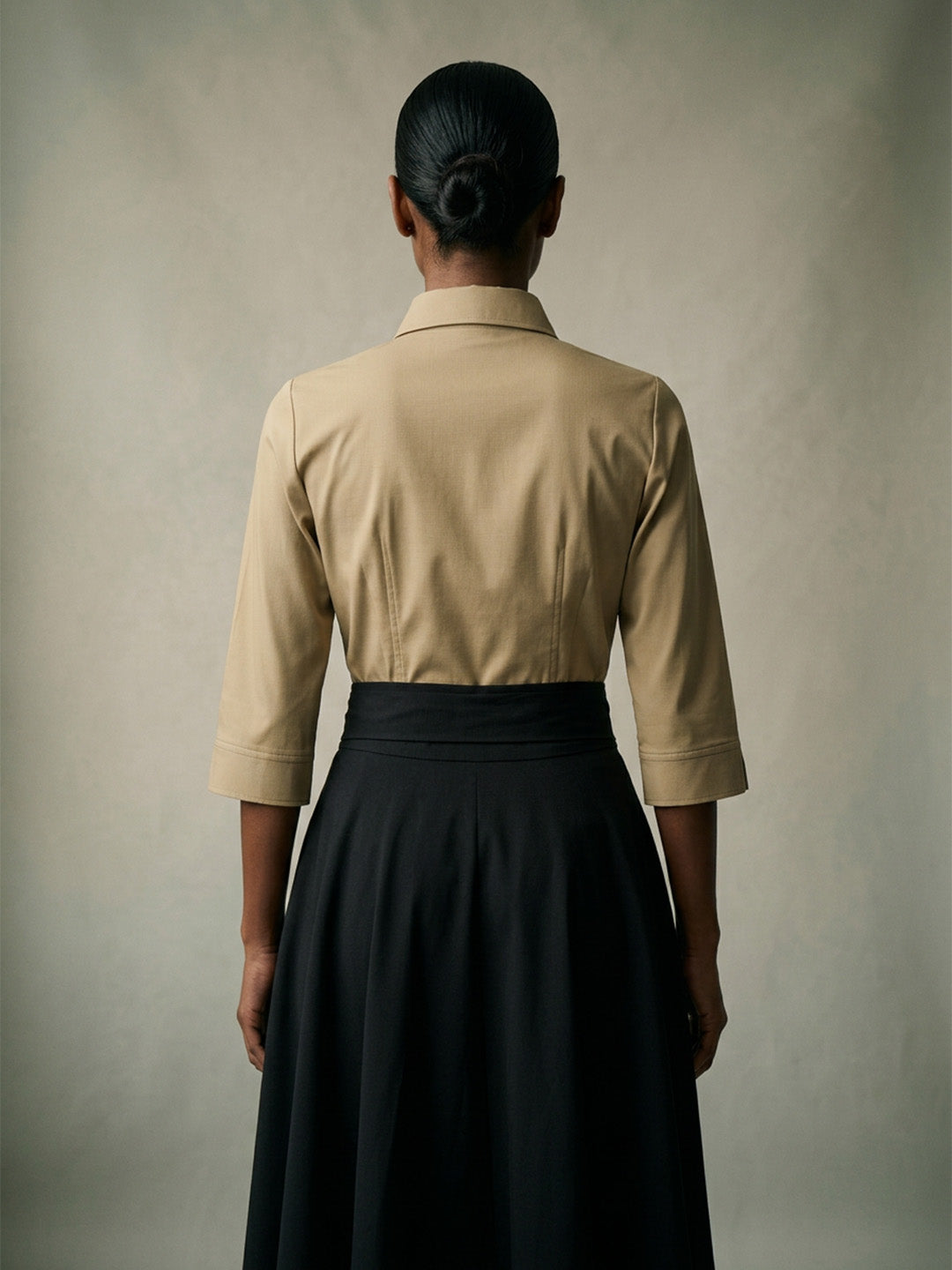 The Studio Shirt Women - Sand Beige