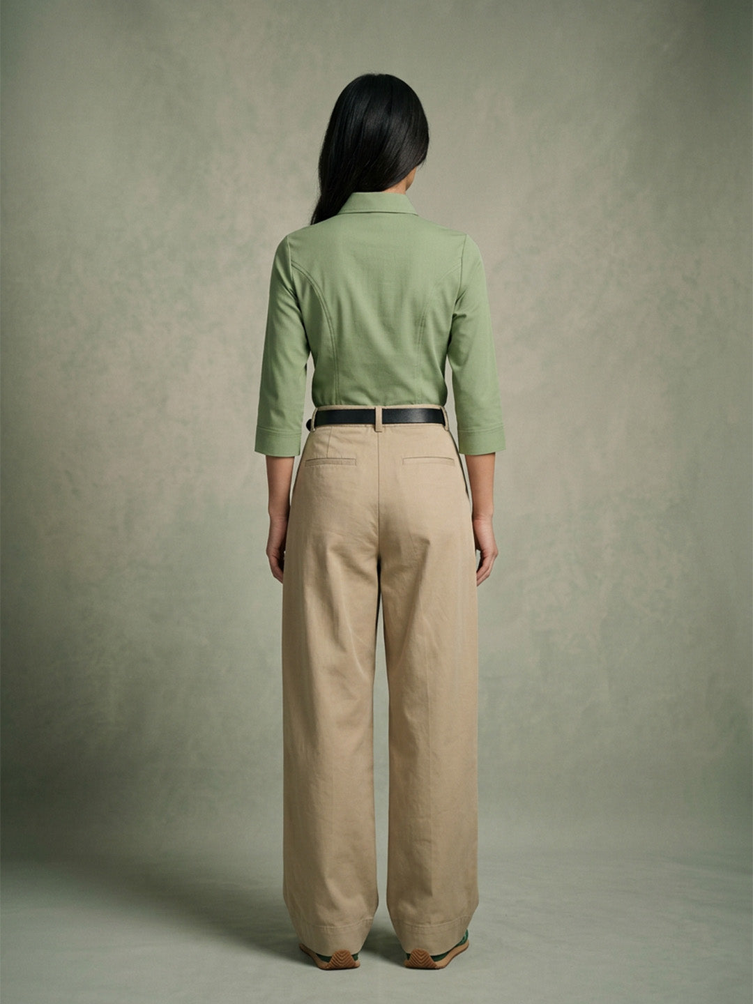 The Studio Shirt Women - Sage Green
